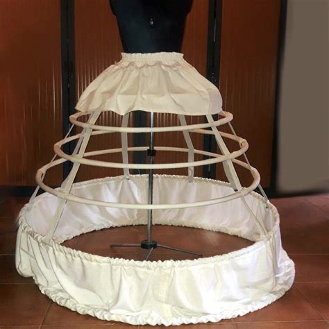 what is crinoline